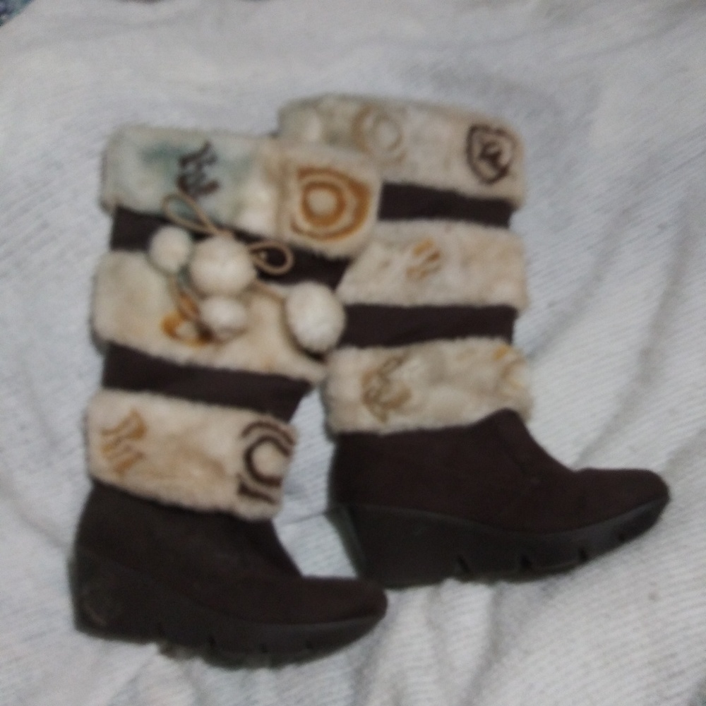 Rocawear boots size 6